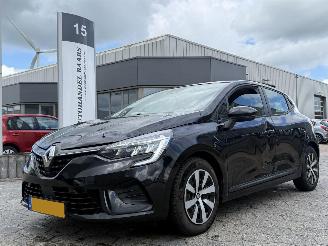 Auto incidentate Renault Clio 1.6 E-Tech Hybrid 145 Equilibre 2022/10
