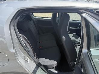 Volkswagen Up! 1.0 BMT move up! picture 12