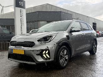 krockskadad bil auto Kia Niro 1.6 GDi PHEV ExecutiveLine 2021/9