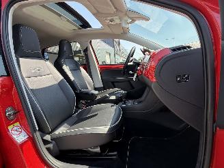 Volkswagen Up! 1.0 high up! picture 14