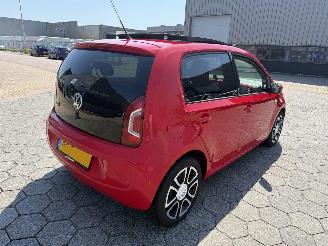 Volkswagen Up! 1.0 high up! picture 4