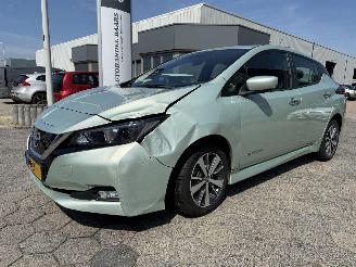 uszkodzony samochody osobowe Nissan Leaf Acenta 40 kWh 2018/7