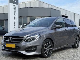 krockskadad bil auto Mercedes B-klasse B180 AMG AUTOMAAT Ambition 2018/3