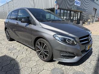 Mercedes B-klasse 180 AUTOMAAT Ambition picture 3