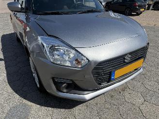 Suzuki Swift 1.2 Select picture 10