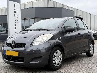 Unfallwagen Toyota Yaris 1.0 VVTi Acces 2011/2