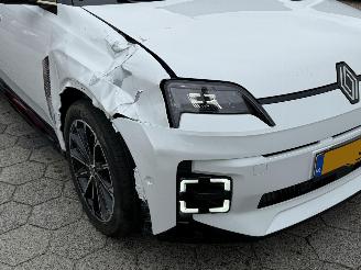 Renault 5 110KW iconic cinq 52 kWh picture 4