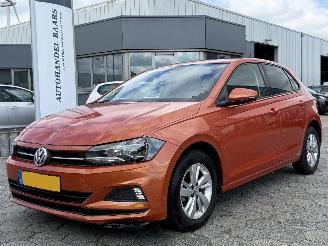 krockskadad bil auto Volkswagen Polo 1.0 AUTOMAAT TSI Comfortline Business 2018/6