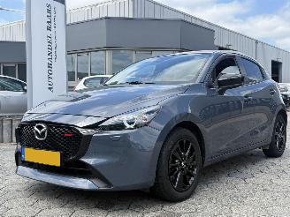 Vaurioauto  passenger cars Mazda 2 1.5 e-SkyActiv-G 90 Homura 2023/4