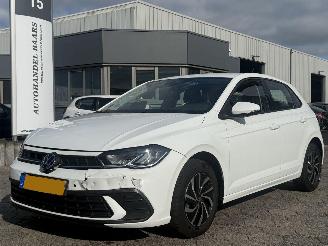 Damaged car Volkswagen Polo 1.0 TSI Life Business 2023/6