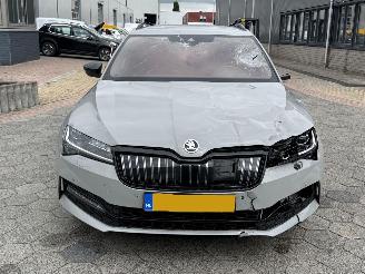 Skoda Superb Combi 1.4 TSI iV Business Edition picture 2