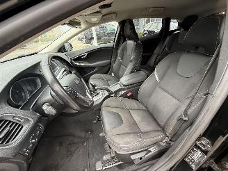Volvo V-40 1.6 T3 Momentum picture 13