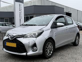Schadeauto Toyota Yaris 1.3 VVT-i Style AUTOMAAT 2016/4