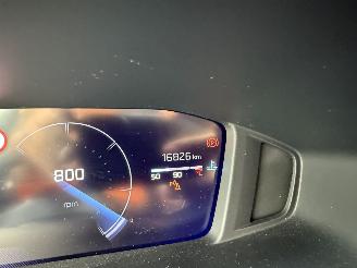 Peugeot 208 1.2 PureTech 100 Allure picture 21