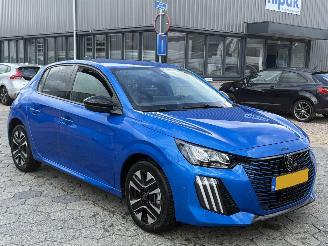 Peugeot 208 1.2 PureTech 100 Allure picture 3