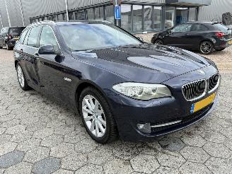 BMW 5-serie Touring 523i High Executive picture 3