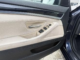 BMW 5-serie Touring 523i High Executive picture 10