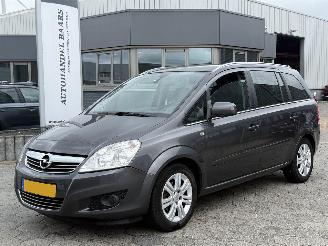 Unfallwagen Opel Zafira 1.8 Cosmo 7persoons 2011/6