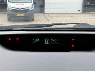 Toyota Prius 1.5 VVT-i Comfort picture 18