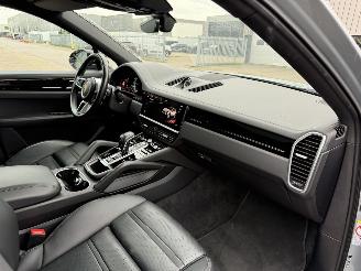 Porsche Cayenne Coupé 3.0 E-Hybrid picture 16