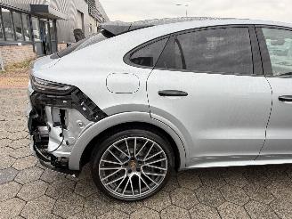 Porsche Cayenne Coupé 3.0 E-Hybrid picture 4