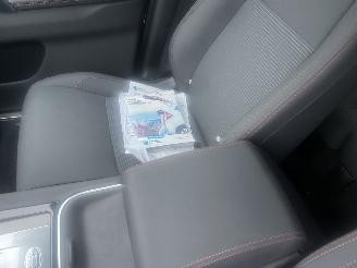 Land Rover Discovery Sport P300 HYBRIDE AUTOMAAT.   21284KM. !! picture 7