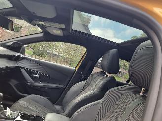 Peugeot 208 1.2 pure tech GT line picture 7