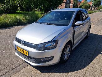 uszkodzony samochody osobowe Volkswagen Polo 1.2 tdi comf. line 2011/8