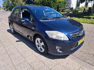 Schadeauto Toyota Auris 1.8 hybrid automaat 2011/3