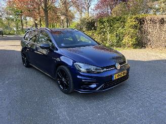 Voiture accidenté Volkswagen Golf VARIANT 1.5 TSI HIGHLINE R-LINE AUTOMAAT PANO 2018/1
