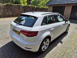 Schadeauto Audi A3 SPORTBACK SPORT 30 TFSI EDITION NAVI 2020/5
