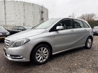 Mercedes B-klasse 180 Ambition AIRCO CRUISE PDC TREKHAAK picture 2