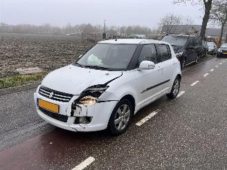 Suzuki Swift 1.3 VVT picture 2