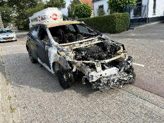 Uttjänta bilar auto Volvo V-40 2.0 T2 2019/6