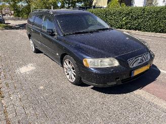 Avarii autoturisme Volvo V-70 2.4-20V 2005/12