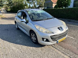demontáž osobní automobily Peugeot 207 1.4-16V 2011/2
