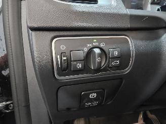 Volvo V-60 2.4 D6 AWD Plug-In Hybrid Summum picture 25