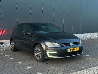 Schadeauto Volkswagen Golf GTE 1.4 Hybride 2015/1