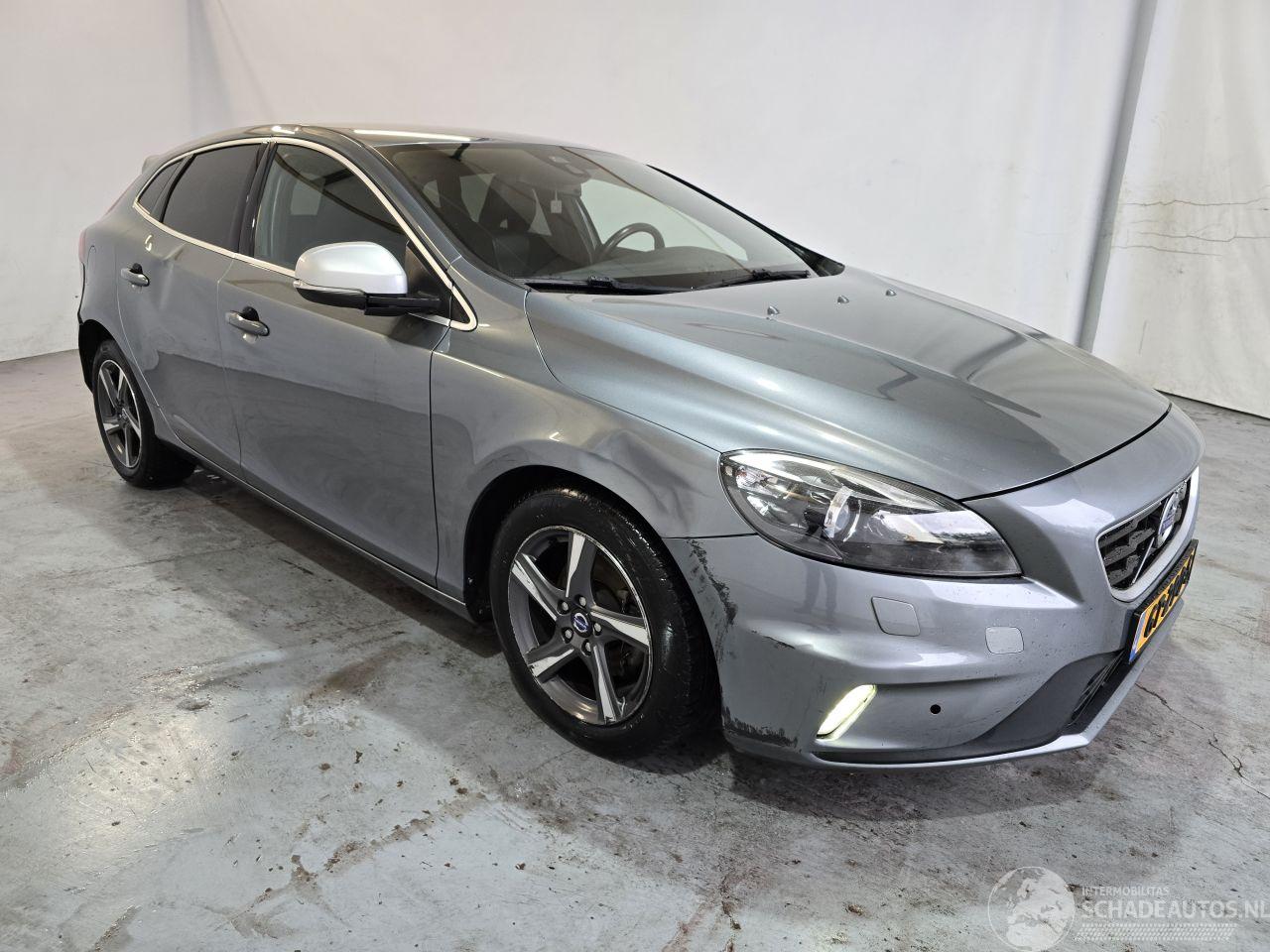 Volvo V-40 2.0 D2 R-Design Business