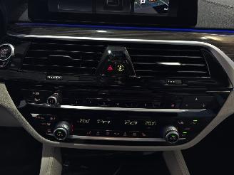 BMW 5-serie 520d Executive picture 40