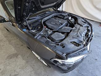BMW 5-serie 520d Executive picture 17