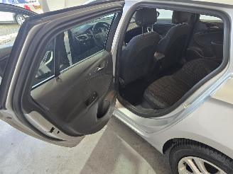 Opel Astra SPORTS TOURER 1.4 Business+ picture 18