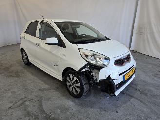 Damaged car Kia Picanto 1.0 CVVT X-treme 2015/1