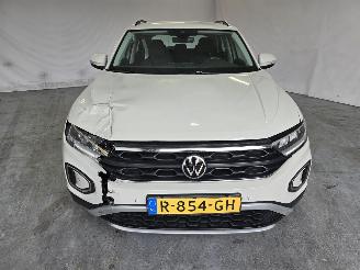 Volkswagen T-Roc 1.0 TSI Life Bns picture 2
