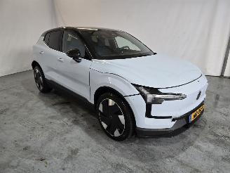 škoda osobní automobily Volvo EX30 Single Motor Extended Range Plus 69 kWh 2025/12