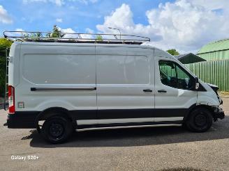 Ford Transit 330 2.0 TDCI L3H2 Trend MHEV picture 8