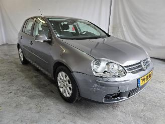 uszkodzony samochody osobowe Volkswagen Golf 1.4 TSI Optive 4 2008/3