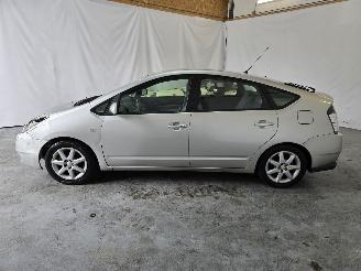 Toyota Prius 1.5 VVT-i picture 4