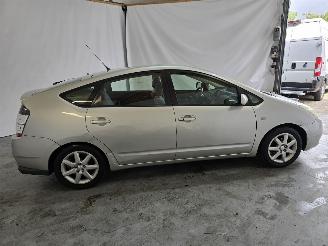 Toyota Prius 1.5 VVT-i picture 8