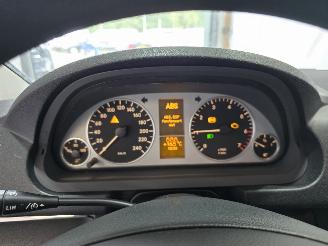 Mercedes B-klasse 150 picture 27